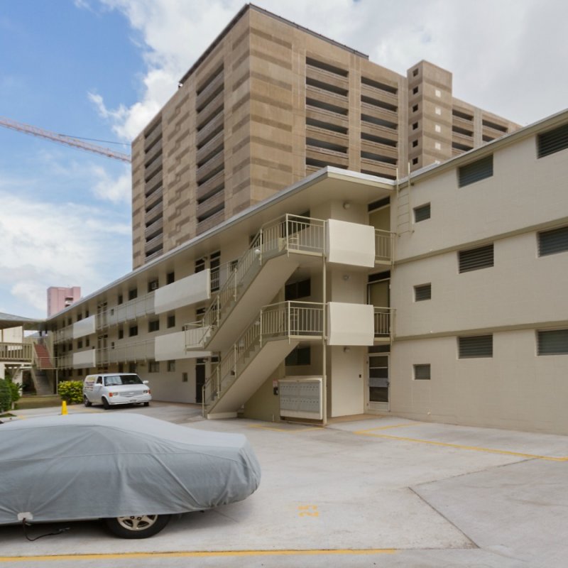 Alexander Manor Apartments