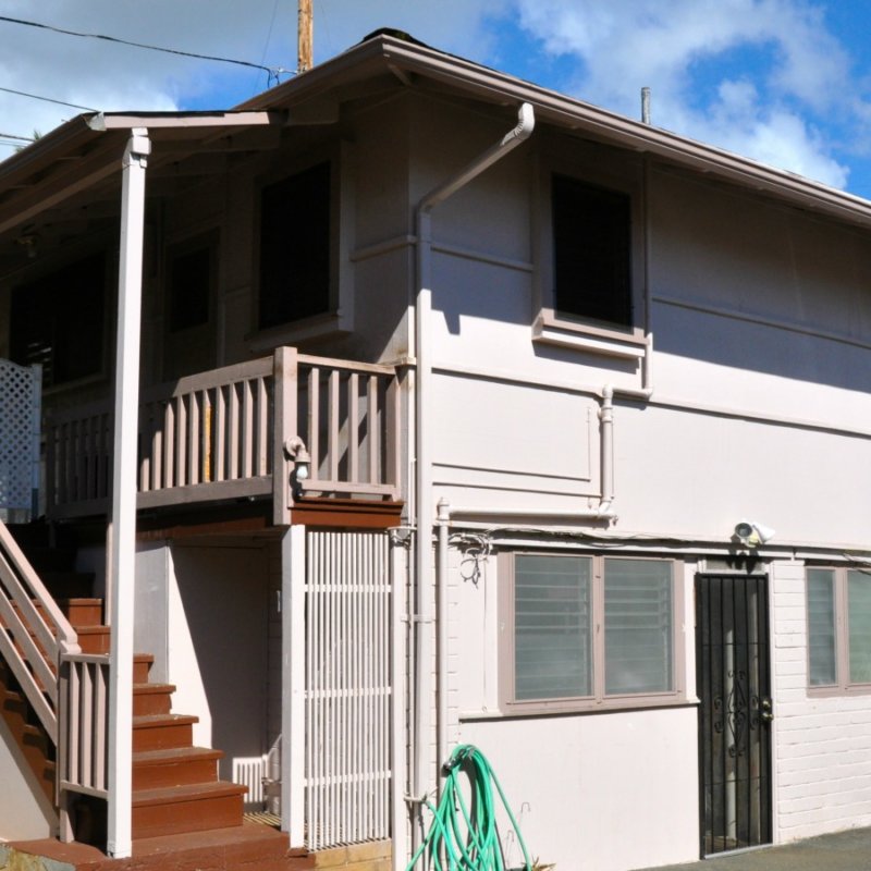 Manoa Apartments